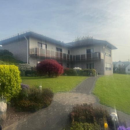Ferienwohnungjahrsfeld Strassenhaus Esterno foto