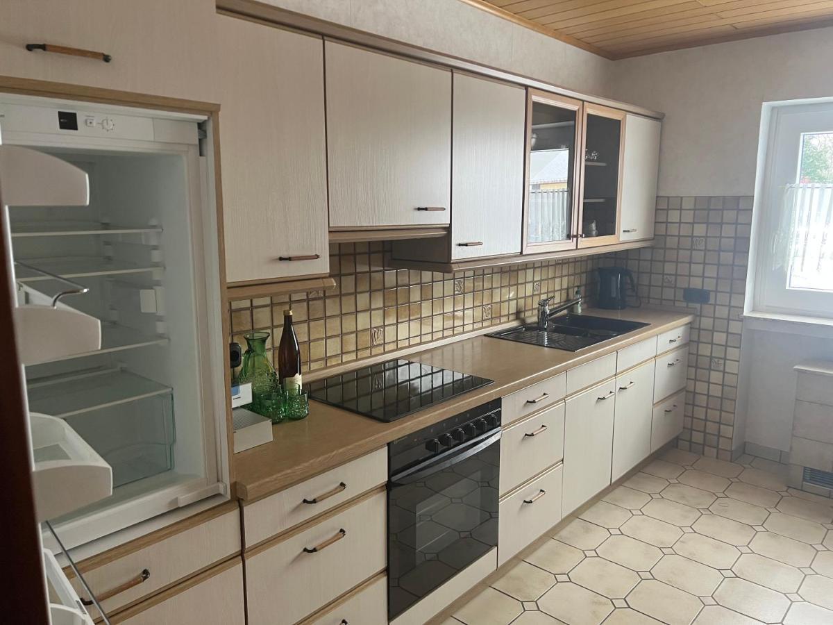 Ferienwohnungjahrsfeld Strassenhaus Esterno foto