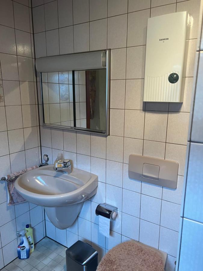Ferienwohnungjahrsfeld Strassenhaus Esterno foto