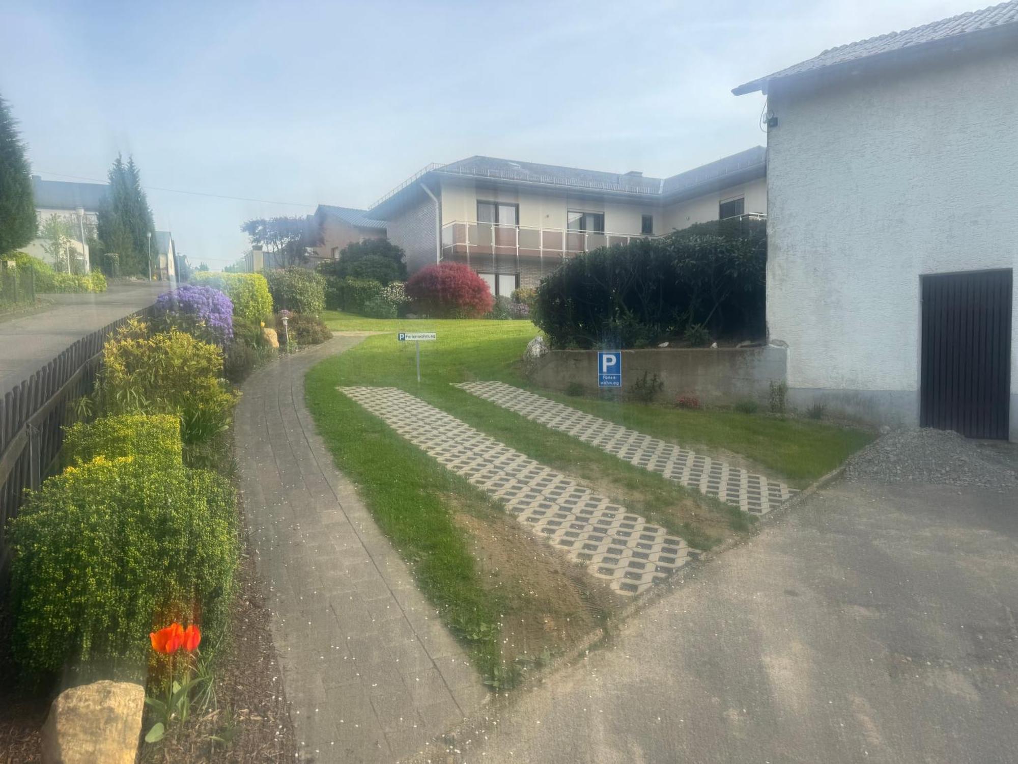 Ferienwohnungjahrsfeld Strassenhaus Esterno foto